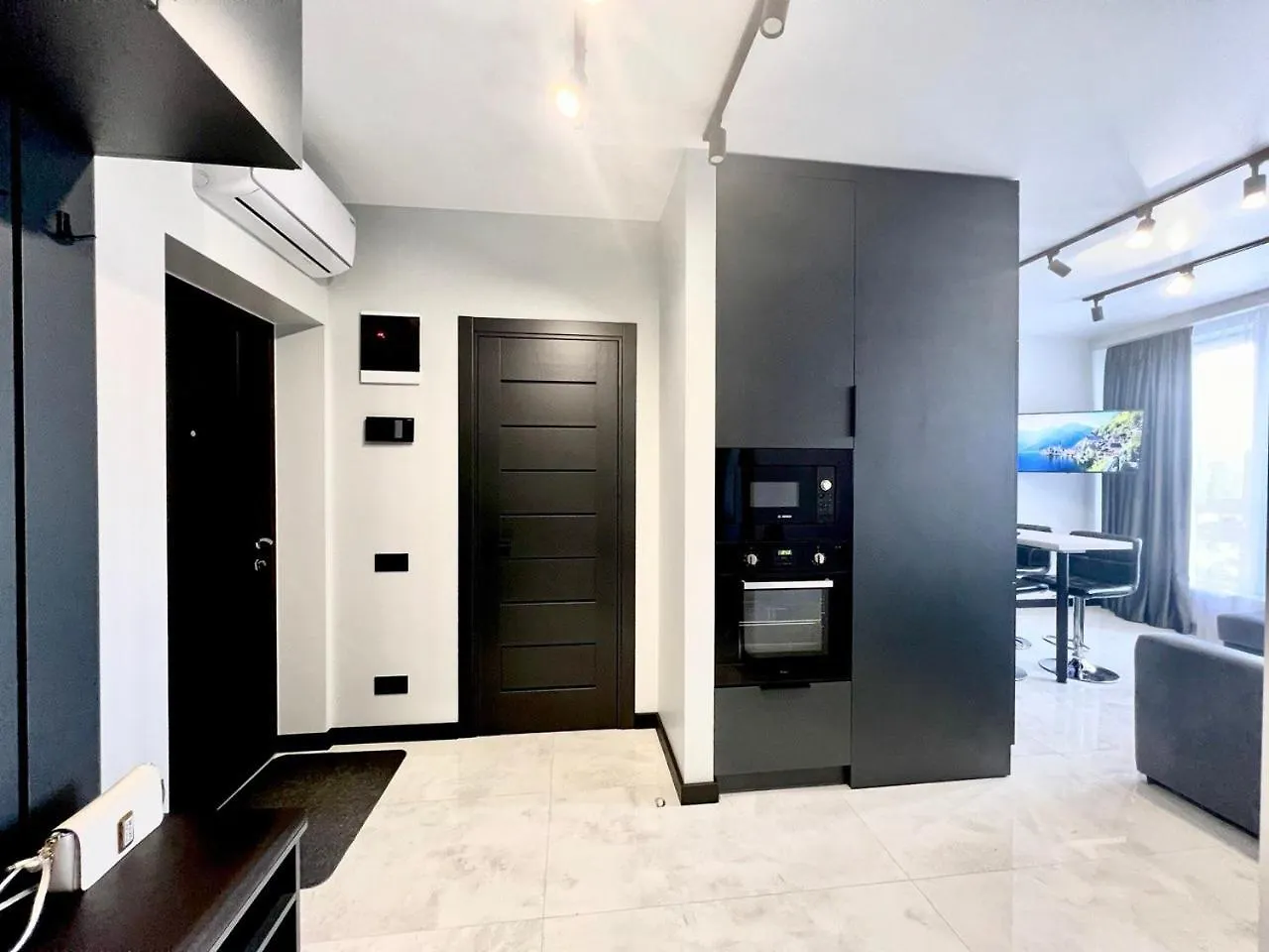 Apartments Vip Avalon Lviv