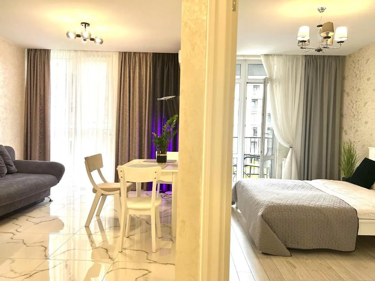 Apartments Vip Avalon Lviv 0*,